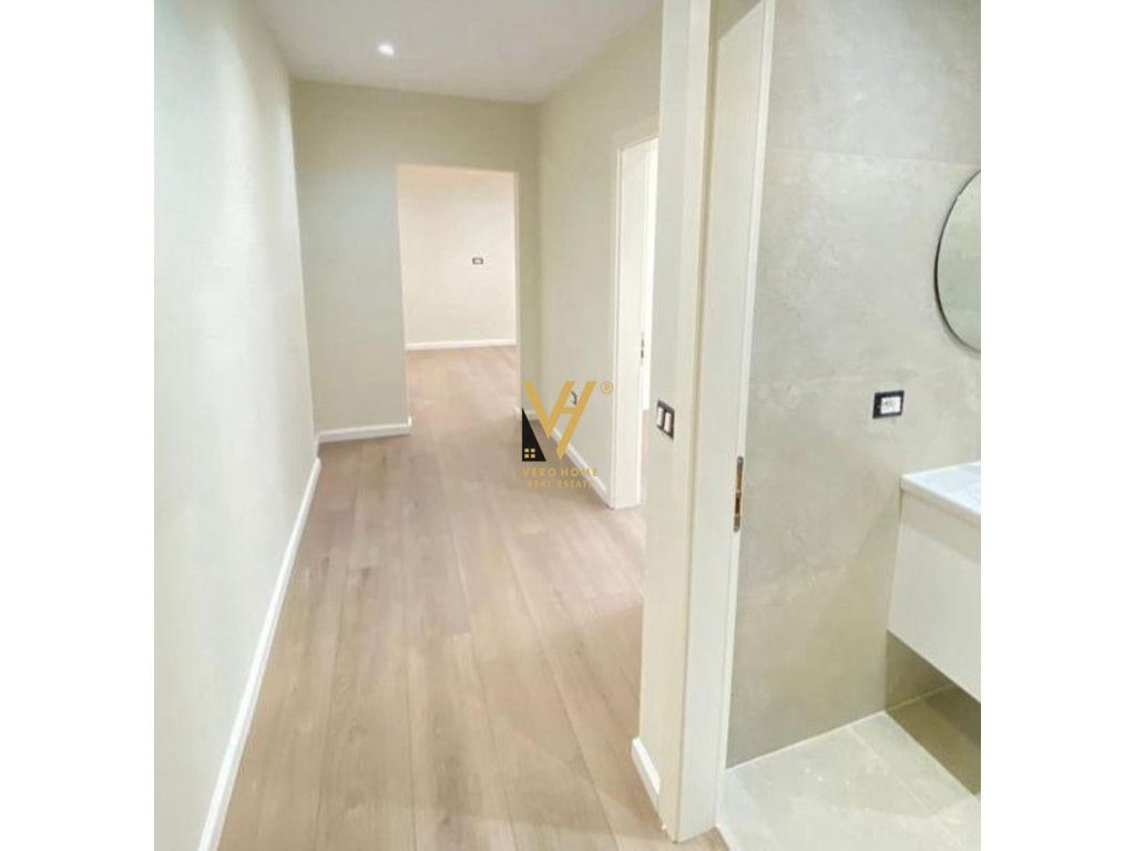 SHITET APARTAMENT 1+1 TE KIKA 1, KOMUNA E PARISIT 180.000 EURO 2