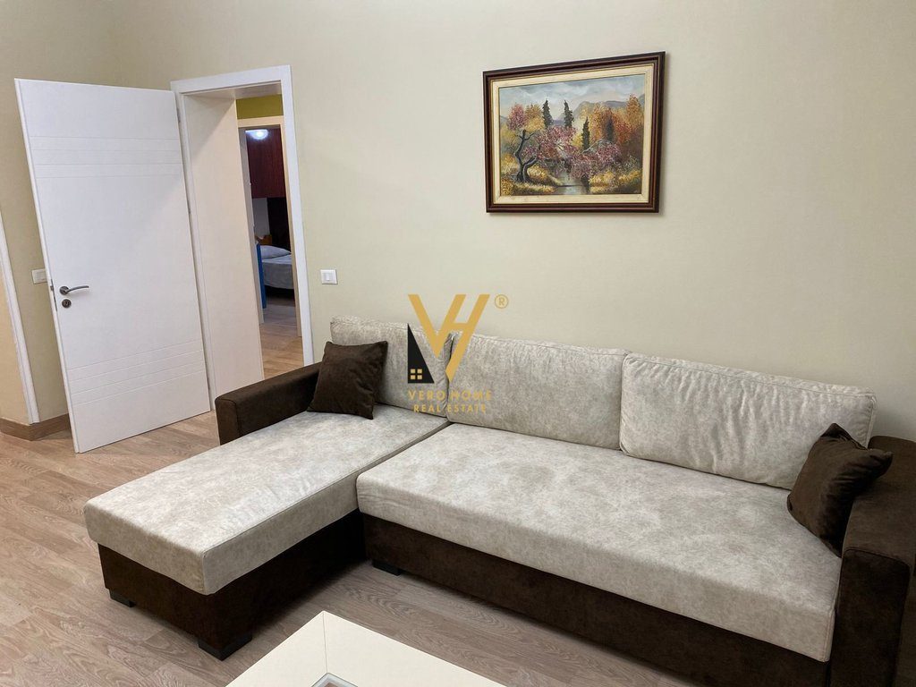 SHITET APARTAMENT 2+1+BLK TEK ISH AMBASADES JUGUSLLAVE 225.000 EURO