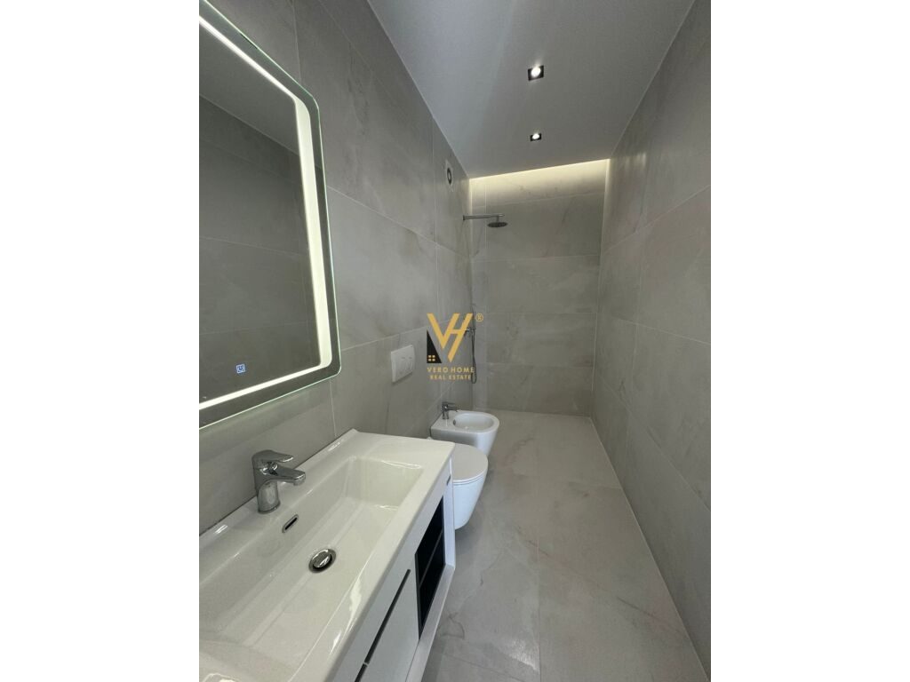 Shitet Apartament 3+1+2+ballkon te Kompleksi Delijorgji 107 m2 4
