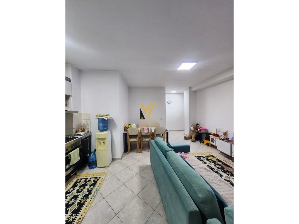 SHITET APARTAMENT 1+1+BLK TE ISH PARKU 165.000 EURO 3