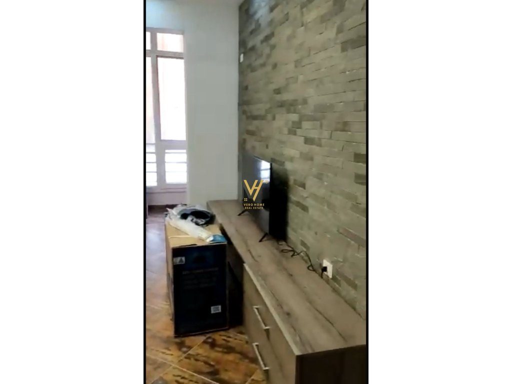 JEPET APARTAMENT 2+1+BLK ME QERA NE YZBERISHT 55.000 LEKE 2