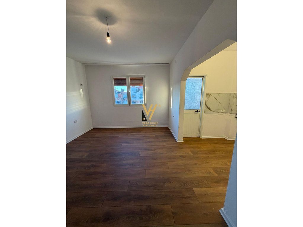 SHITET APARTAMENT 1+1+BLK TE RR.KONGRESI I MANASTIRIT 95.000 EURO 2