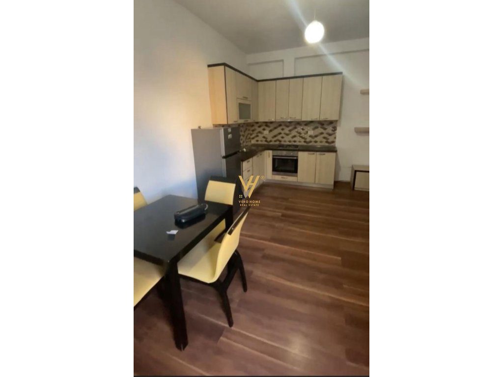JEPET APARTAMENT 1+1 ME QIRA LIQENI I THATE 50.000 LEKE