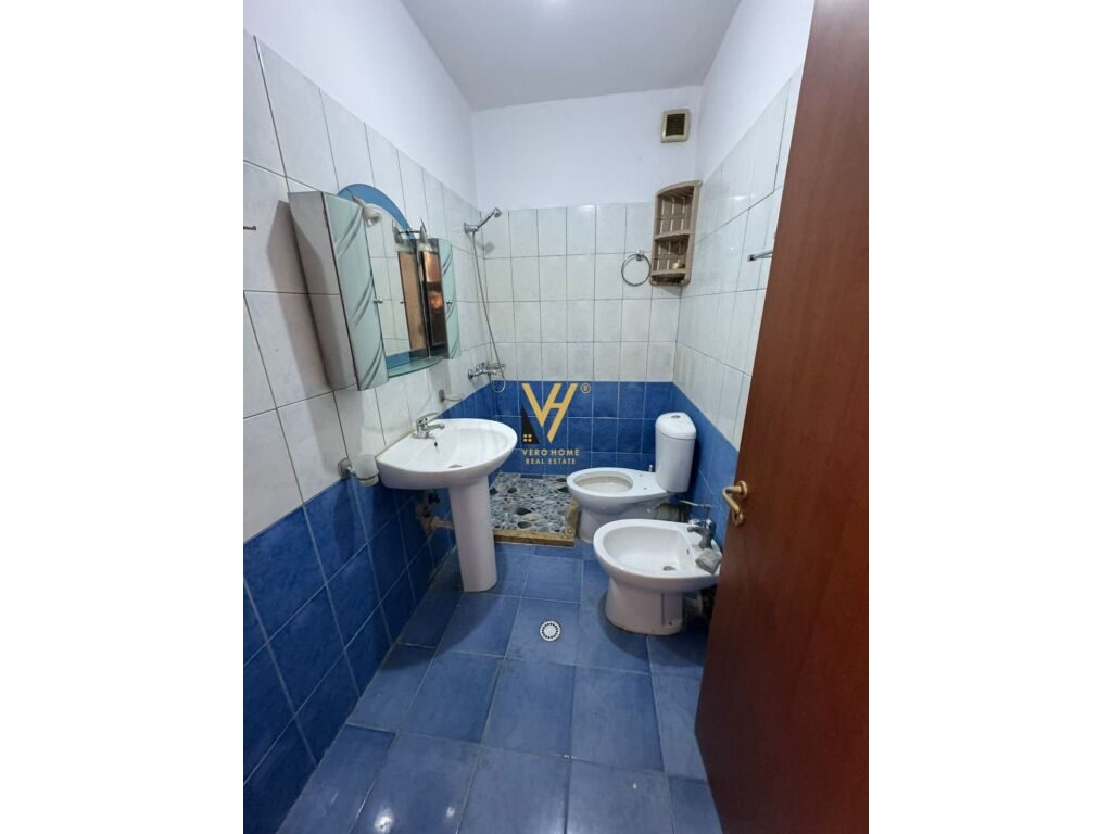Shitet Apartament 2+1+ballkon ne Misto Mame 97 m2 3