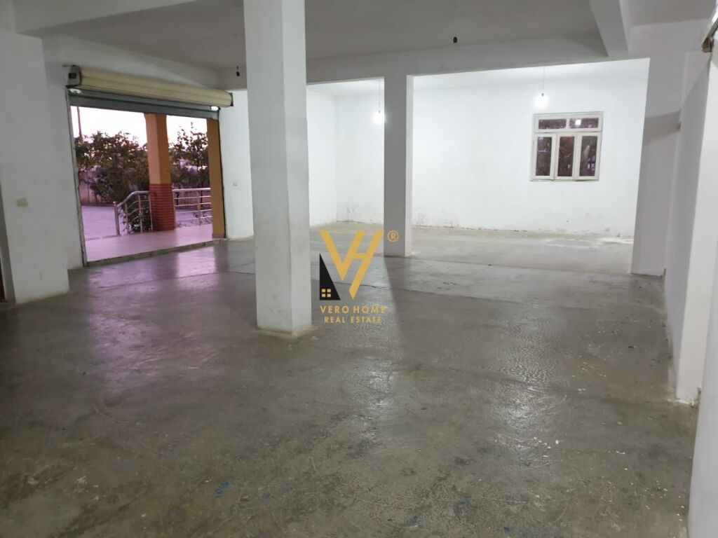 Jepet ambjent komercial me qera ne Babrru 180 m2 1