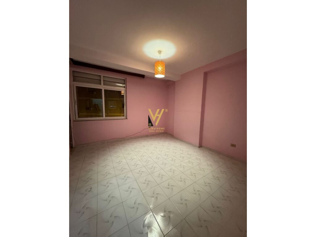 Shitet Apartament 2+1+ballkon te Rruga Irfan Tomini 103 m2 4