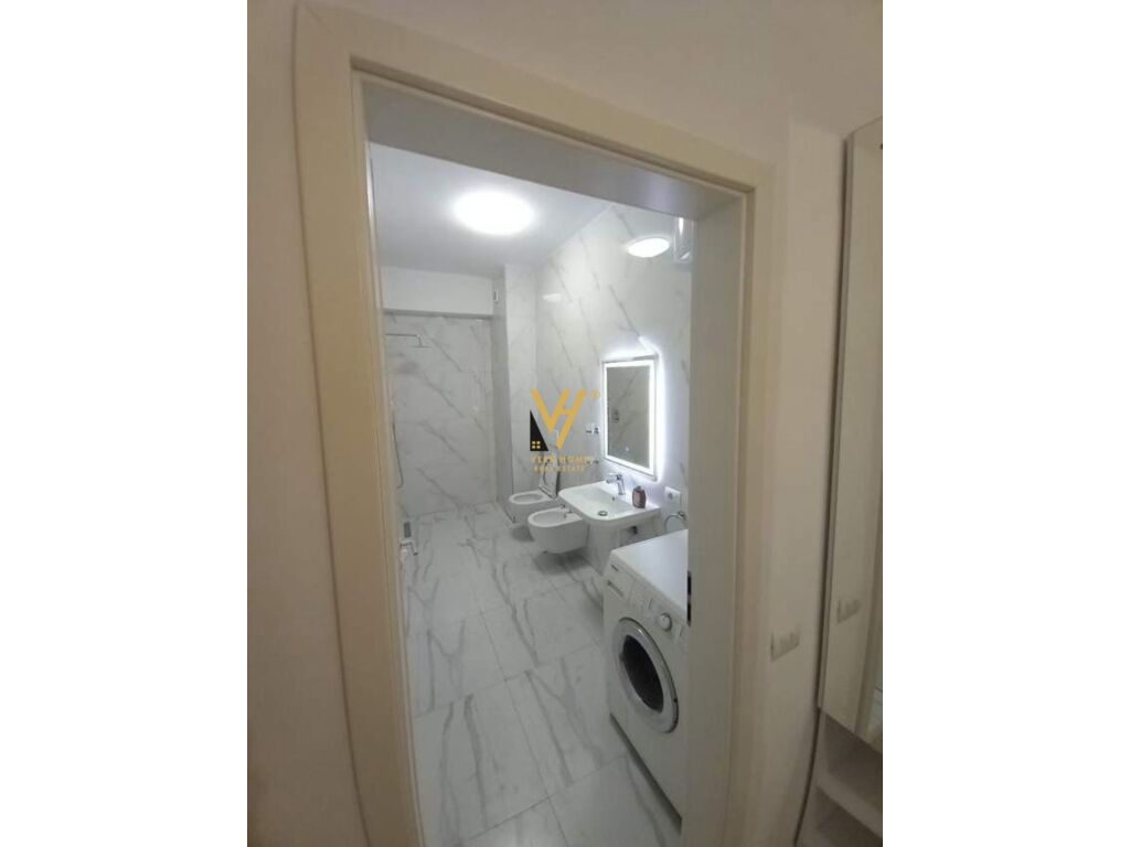 Jepet Apartament 2+1+ballkon me qera te Selvia 96 m2
