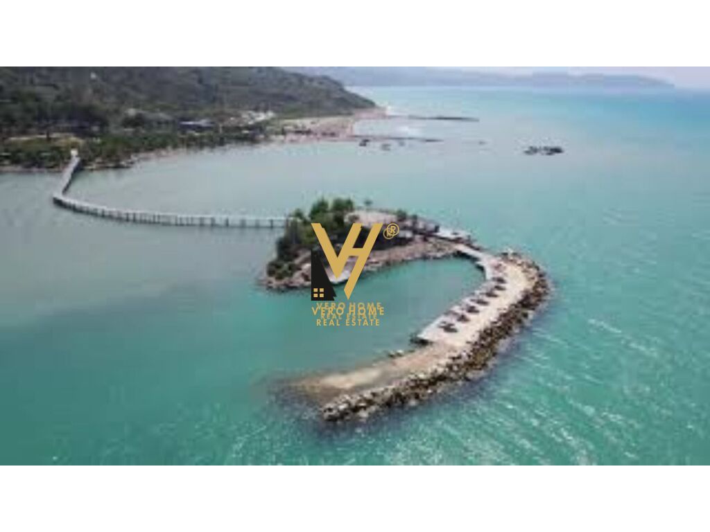 SHITET TOKE 680 M2 NE KAVAJE 160.000 EURO