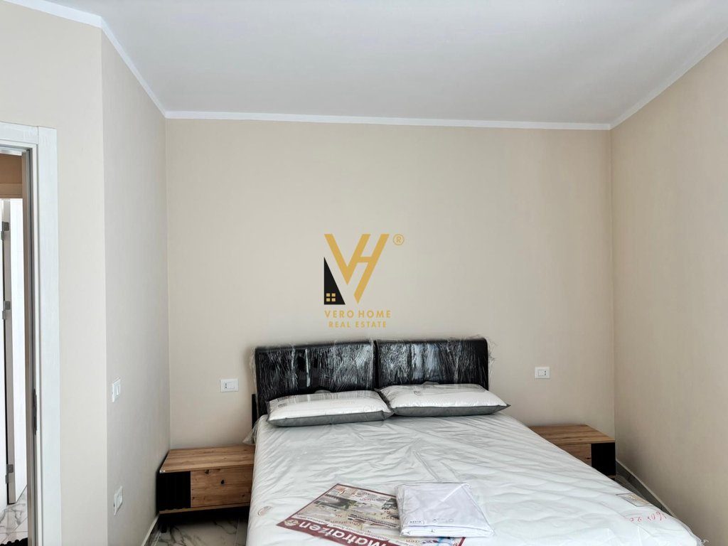 JEPET APARTAMENT 1+1+BLK ME QERA TE GRAND GALLERY, YZBERISHT 550 EURO 4