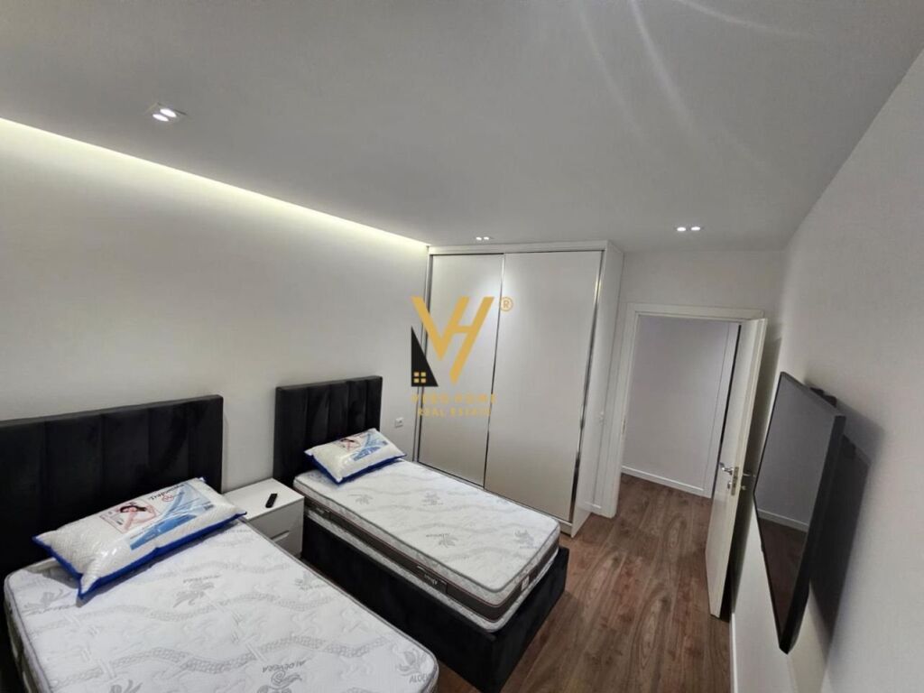 Jepet Apartament 2+1+ballkon me qera te Myslym Shyri 100 m2