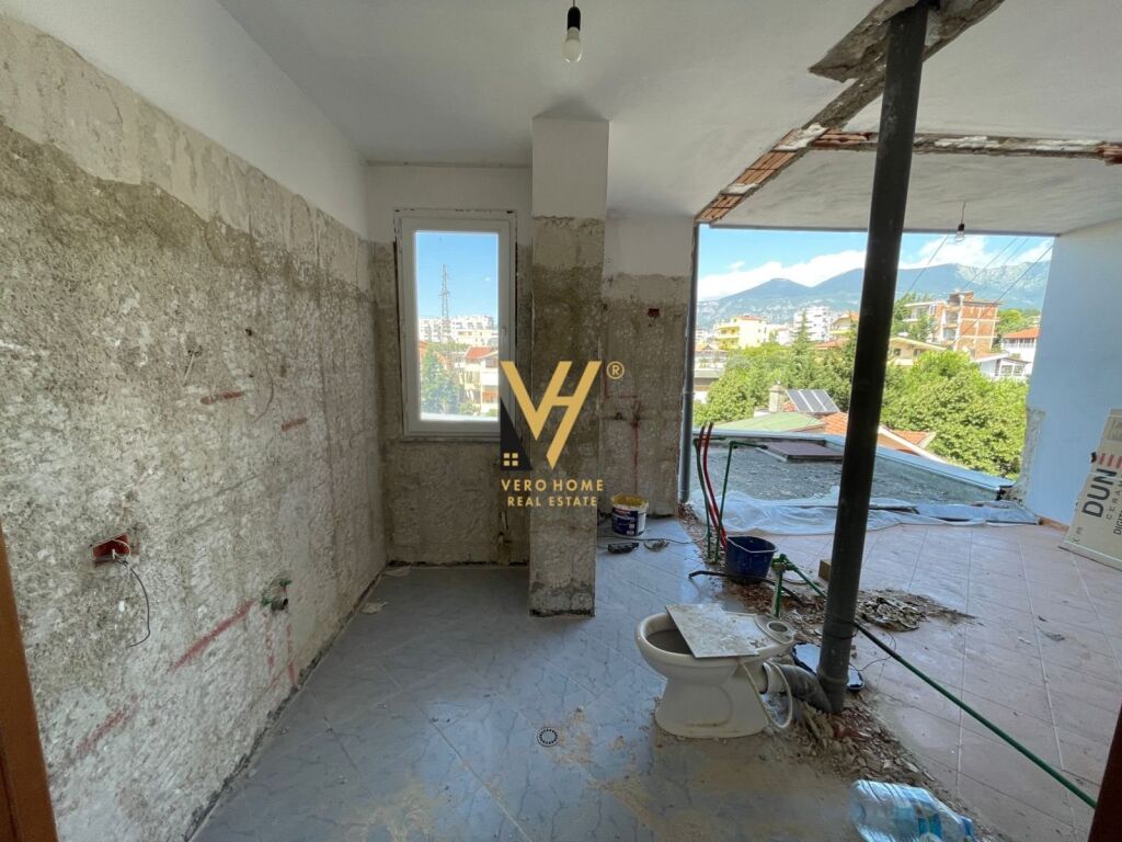 Shitet apartament 3+1+verande te Vilat Gjermane 169 m2 2