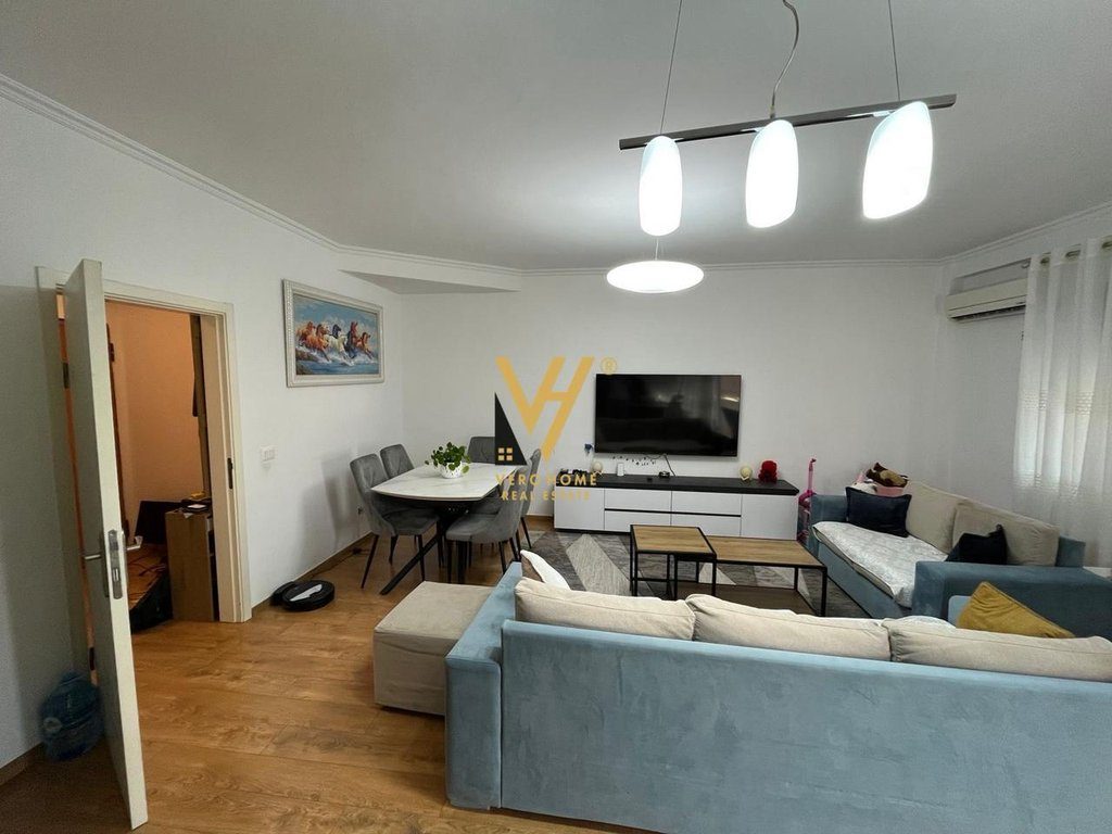 JEPET APARTAMENT 1+1+BLK ME QIRA NE ASTIR 500 EURO