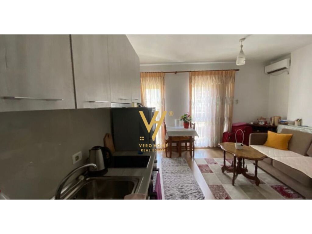 Shitet garsoniere te Amerikan 2, 38 m2 3