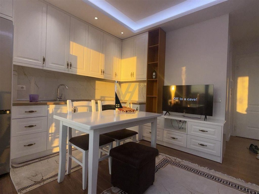 JEPET APARTMENT 2+1+BLK ME QERA NE SAUK 550 EURO