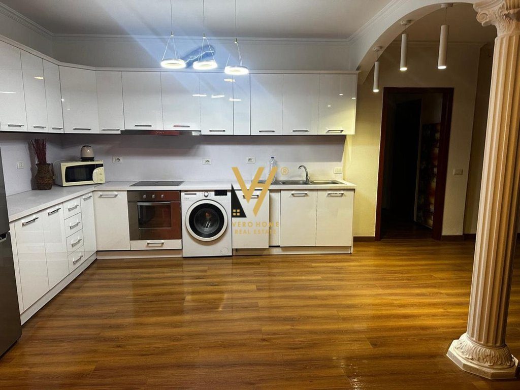 JEPET APARTAMENT 2+1+BLK ME QERA TE MYSLYM SHYRI 80.000 LEKE 2