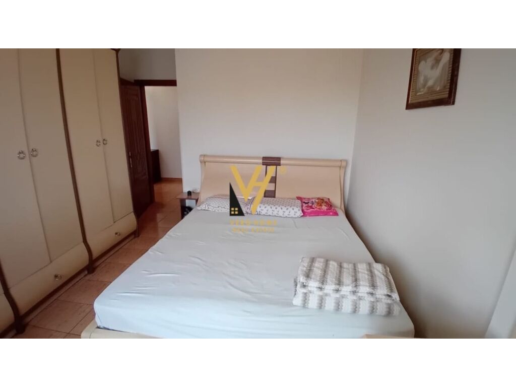 Jepet apartament 2+1+blk me qera ne Kinostudio 94 m2 3