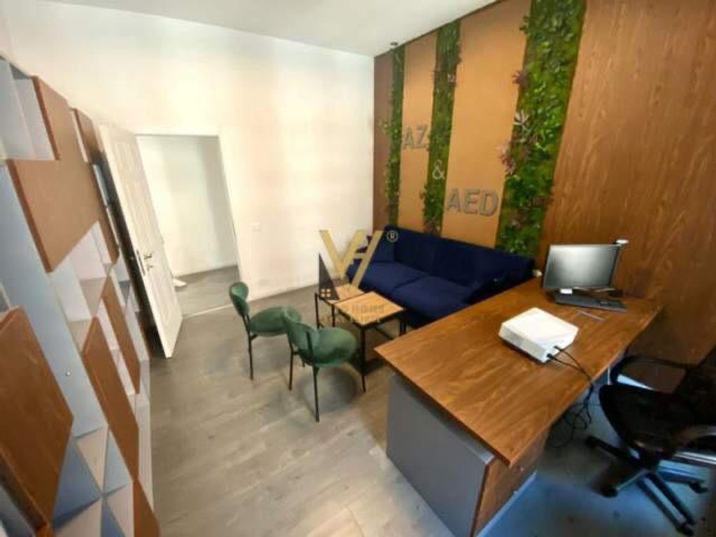 JEPET ZYRE 131 M2 ME QIRA TE KOMPLEKSI SQUARE 21 950 EURO
