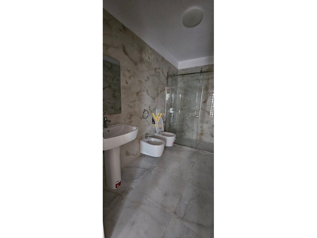 SHITET DUBLEX 97.5 M2 NE MALIN E ROBIT 120.825 EURO 3
