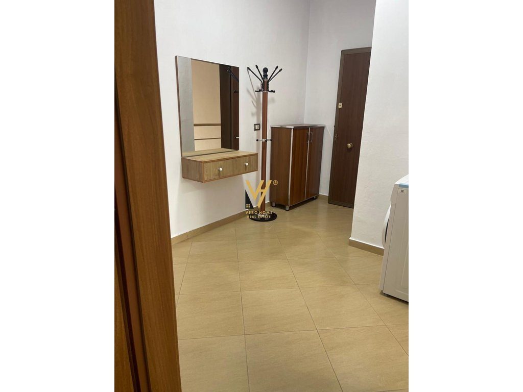 JEPET APARTAMENT 1+1+BLK ME QERA TE 5 MAJI 450 EURO 3