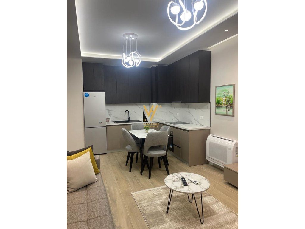 JEPET APARTAMENT 1+1+BLK ME QERA TE KOMPLEKSI OLIMPIK, KOMUNA E PARISIT 85.000 LEKE 2