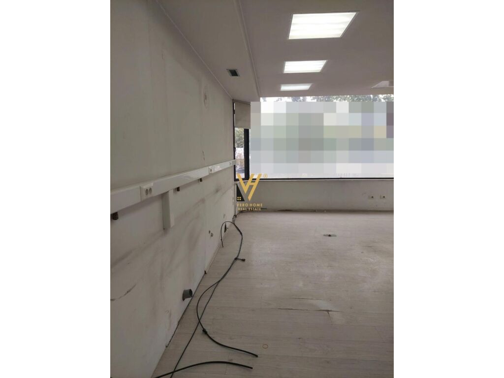 Jepet Ambient Biznesi me qera te Bulevardi i Ri 140 m2