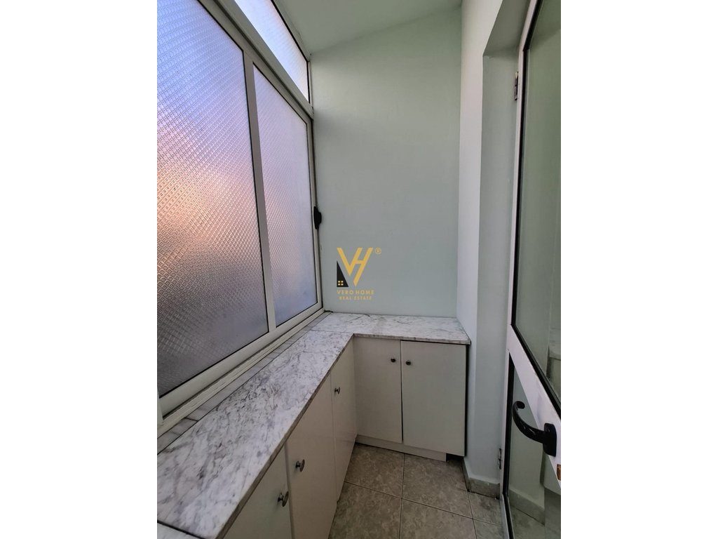 JEPET APARTAMENT 1+1 ME QERA TE KOMUNA E PARISIT 550 EURO 4