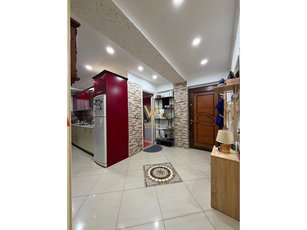 SHITET APARTAMENT 2+1+BLK NE ELBASAN 7.000.000 LEKE 4