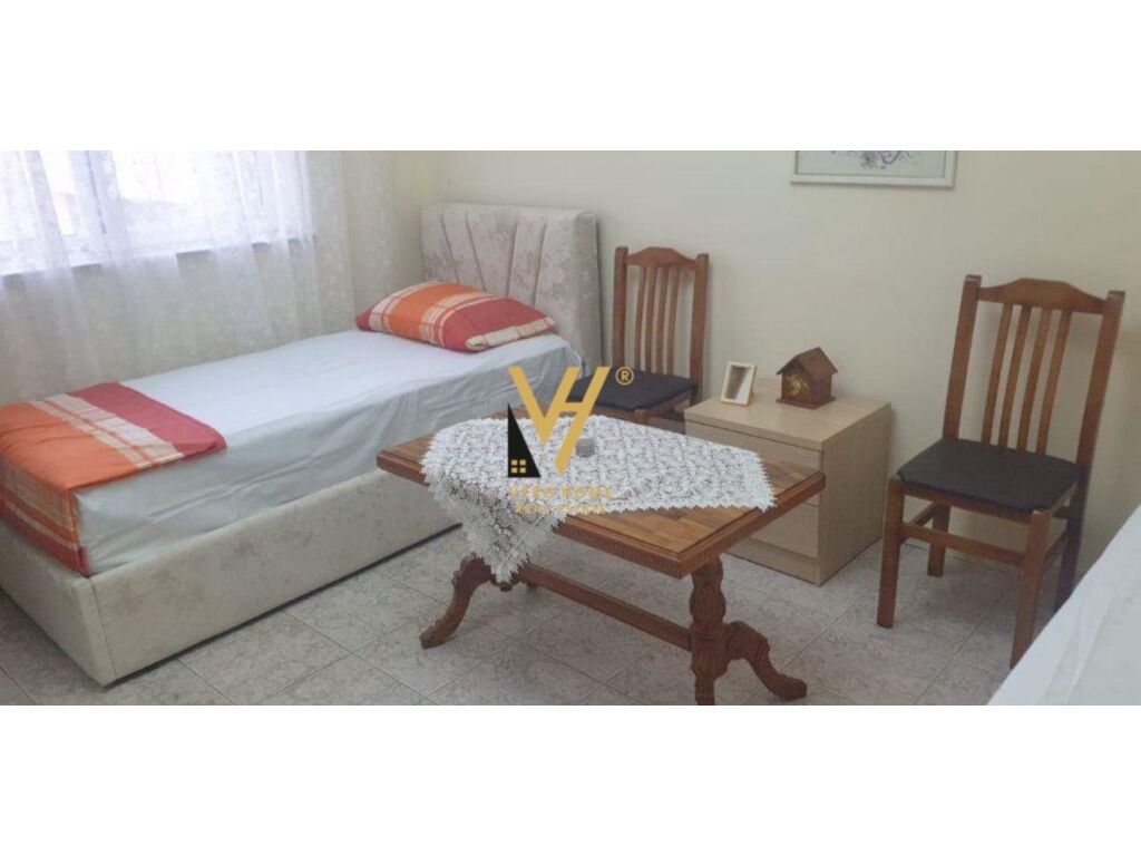 Jepet Apartament 1+1+ballkon me qera te Xhamlliku 60 m2 2