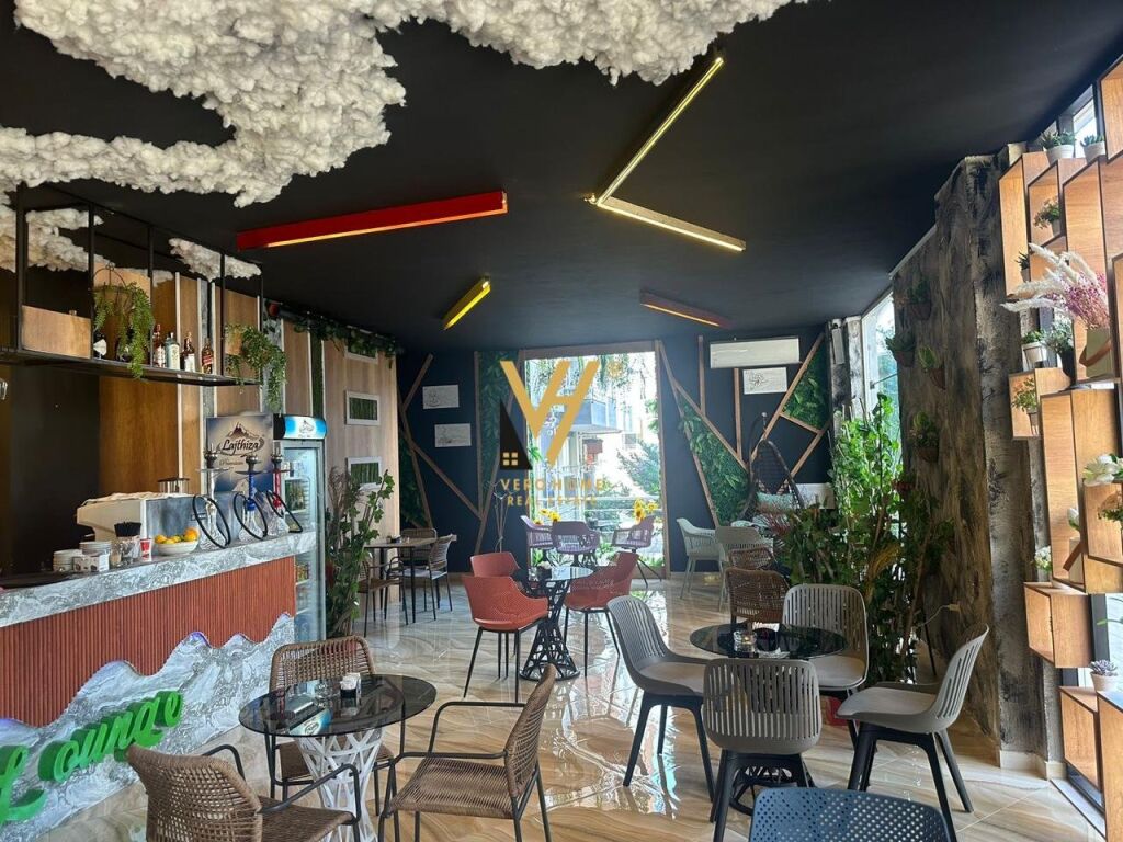 Shitet Bar-Kafe te Rruga e Dajtit , Fresk 186 m2