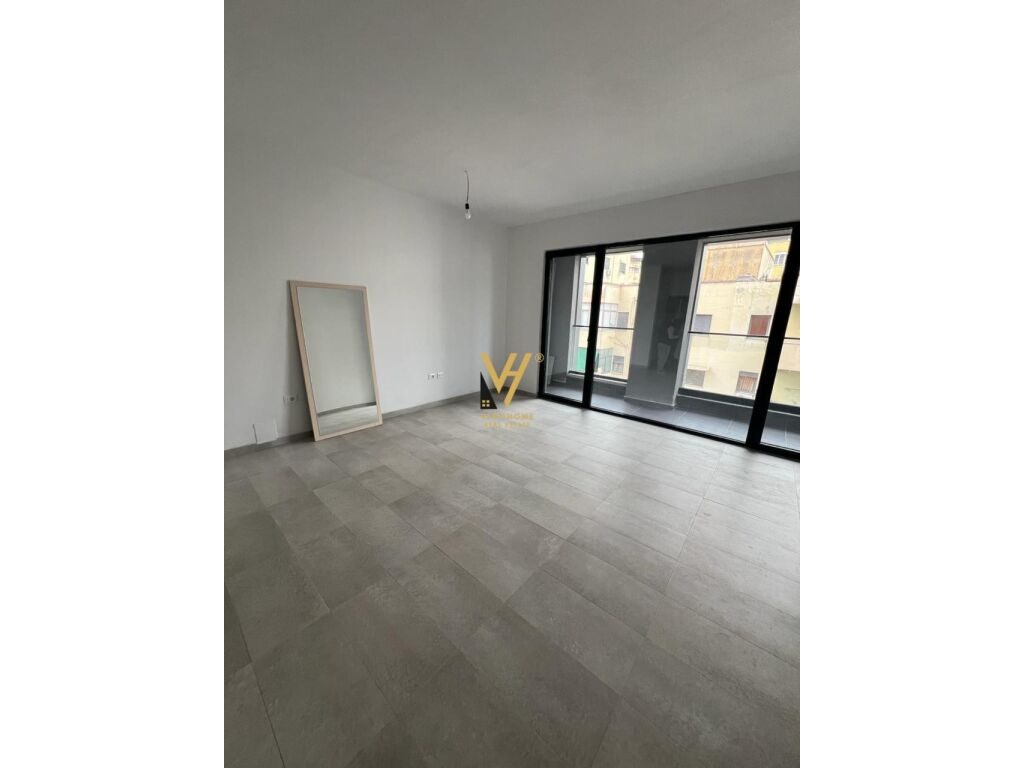 Jepet zyre me qera te Kompleksi Olimpik 110 m2 4