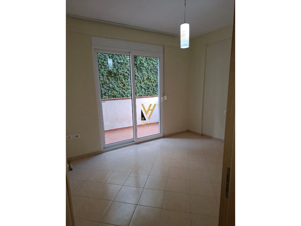 SHITET DUPLEX 3+1+2+BLK TE KODRA E DIELLIT 1, 280.000 EURO 4