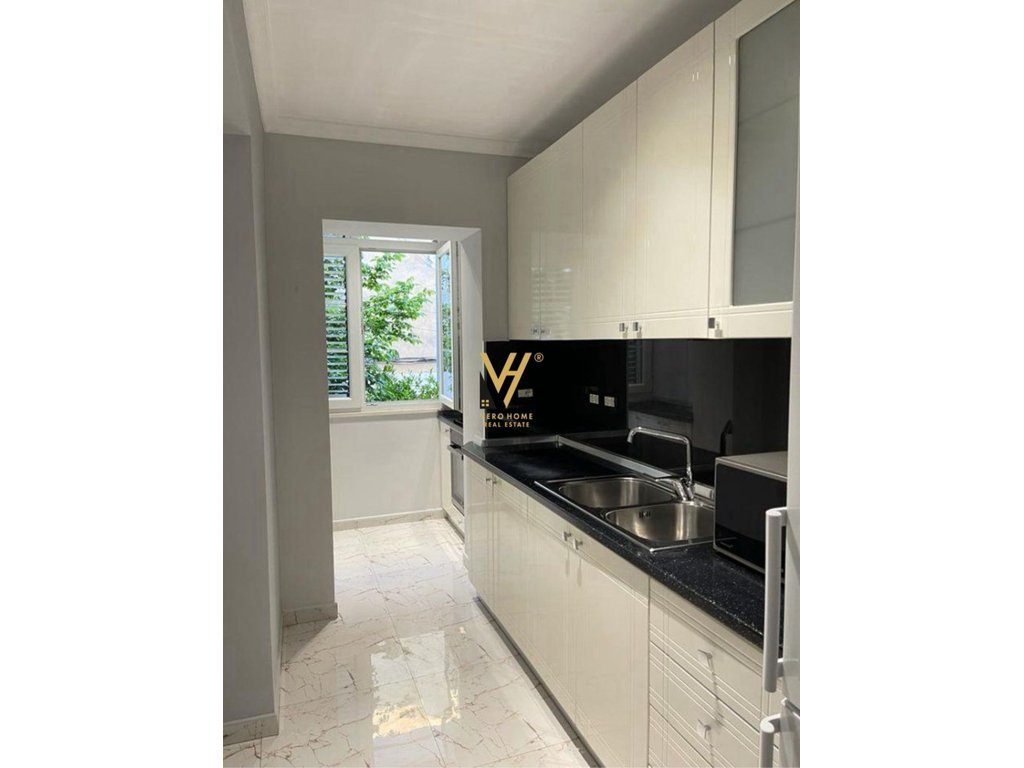 SHITET APARTAMENT 1+1 NE BLLOK 206.000 EURO 3