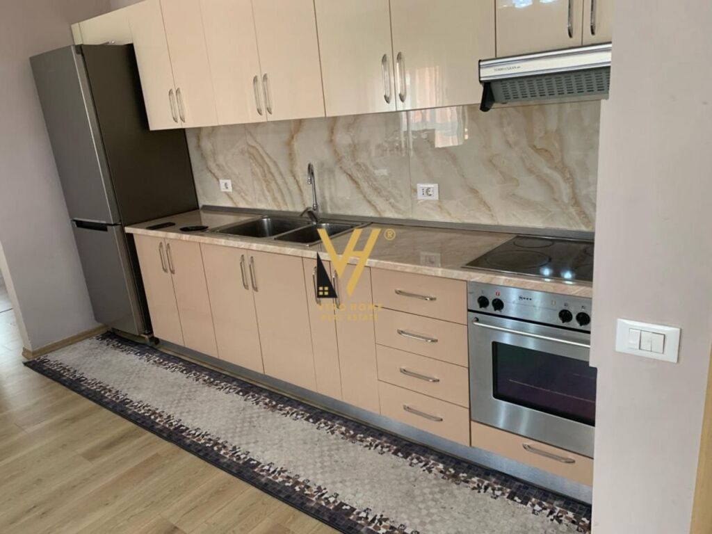 Jepet Apartament 2+1+2+Post Parkimi me qera te Kompkeksi Delijorgji 110 m2 2