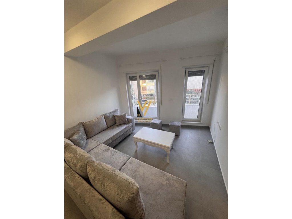 JEPET APARTAMENT 2+1+BLK ME QERA TEK KODRA E DIELLIT 1-70.000 LEKE
