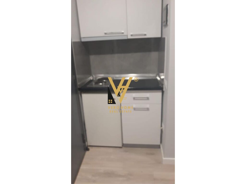 JEPET GARSONIERE ME QERA TEK STADIUMI DINAMO 400 EURO 4