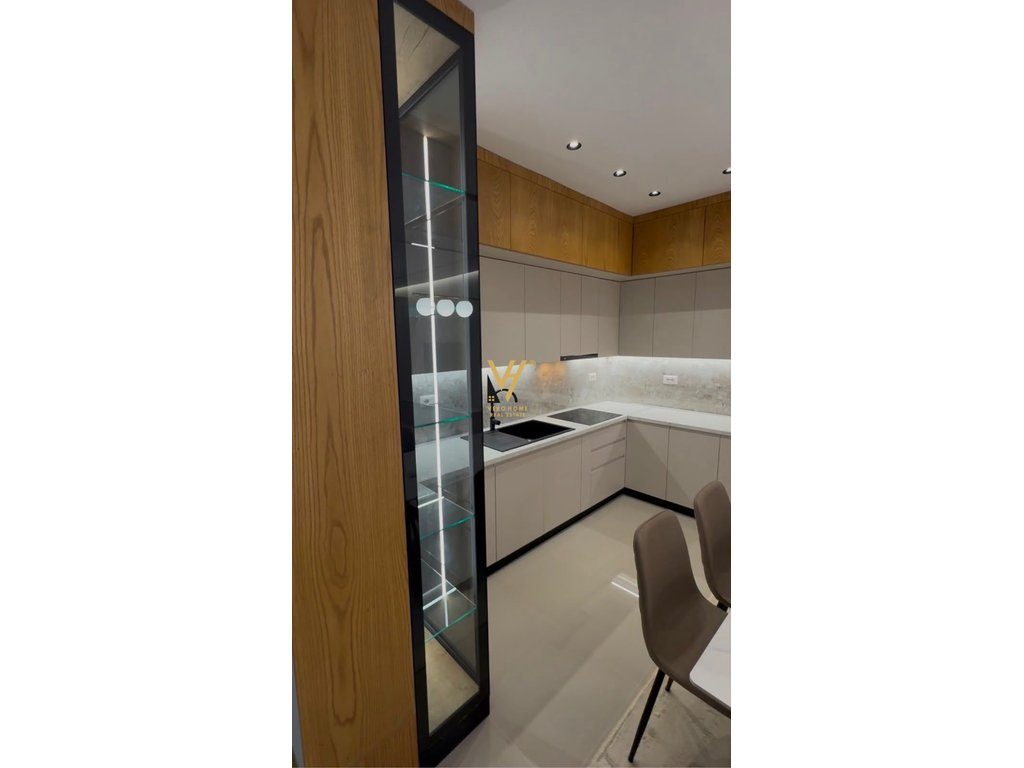 JEPET APARTAMENT 2+1+2+2BLK ME QIRA TE LAKELAND RES. FARKE 1.000 EURO 2