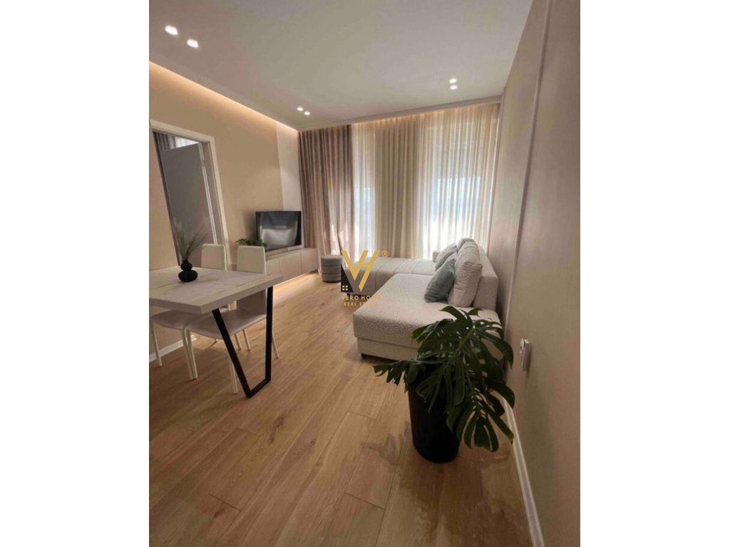 JEPET APARTAMENT 1+1 ME QERA RRUGA SIRI KODRA 600 EURO