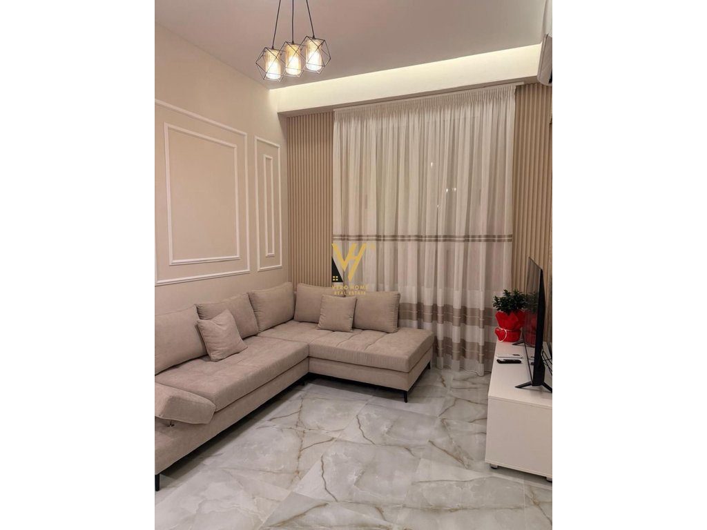 JEPET APARTAMENT 1+1+BLK ME QERA TE KODRA E DIELLIT 55.000 LEKE