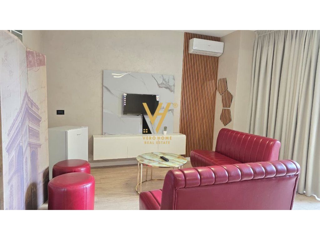 JEPET APARTAMENT 2+1+BLK ME QERA NE QENDER 1.500 EURO