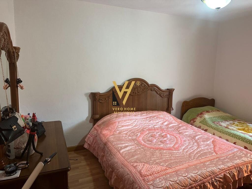 Shitet Apartament 2+1 te Ish restorant Durresi 81 m2 2
