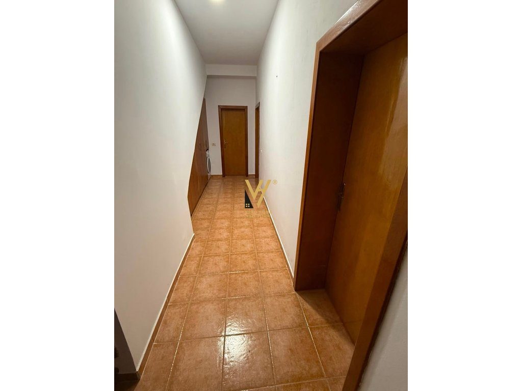 JEPET APARTAMENT 1+1 ME QERA TEK 5 MAJI 50.000 LEKE 3