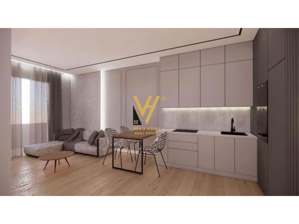 Shitet Apartament 1+1+ballkon te Kompleksi Golden Park , 75 m2