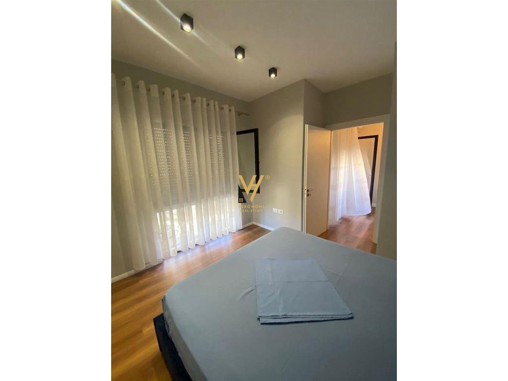 JEPET APARTAMENT 2+1+BLK ME QERA TE SELVIA 600 EURO 3