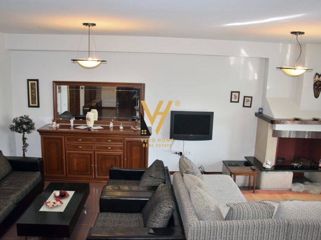 Jepet Apartament 2+1 me qera ne Bllok, Rruga Sami Frasheri 100 m2 2