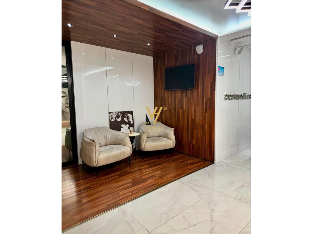 Shitet Ambient Biznesi te Ish Ekspozita Sot 152 m2 3