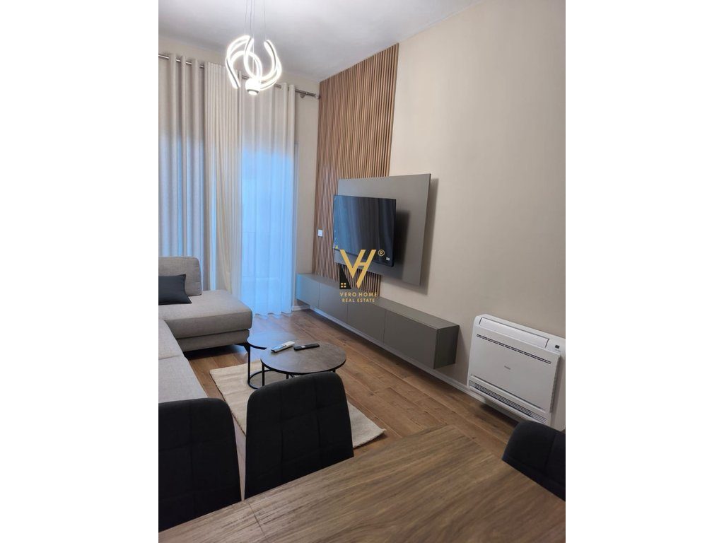 JEPET APARTAMENT 1+1+BLK ME QIRA TE AURA, LAPRAKE 600 EURO 2