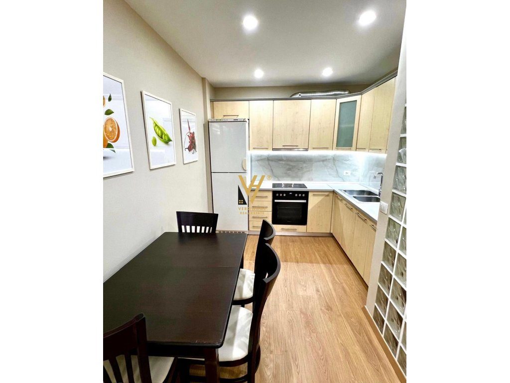 JEPET APARTAMENT 1+1+BLK ME QIRA TE MATERNITETI I RI, BRRYLI 55.000 LEKE 3