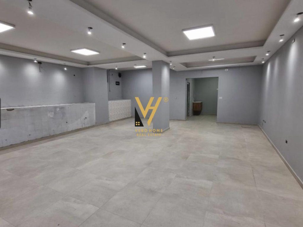 SHITET AMBIENT BIZNESI 94 M2 TE HOXHA TAHSIN 134.000 EURO 2