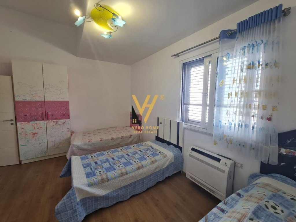 JEPET APARTMENT 3+1+2 ME QIRA TE LIQENI I THATE 100.000 LEKE 4