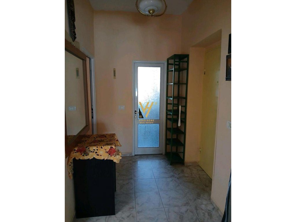 JEPET APARTAMENT 1+1+BLK ME QERA TEK BRRYLI 500 EURO 4